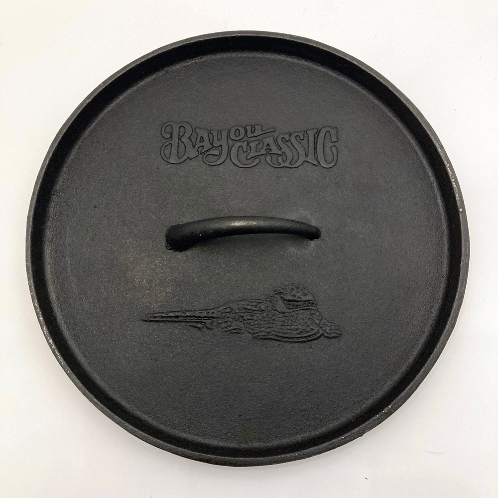 Bayou Classic Cast Iron Dutch Oven Lid Only 9" Black Seasoned Lip Handle